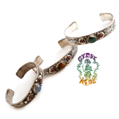 ANCIENT WISDOM ANTIQUE SILVER FILIGREE WORK & GEMSTONE BRACELET