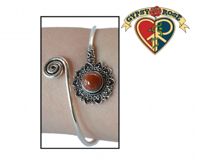 Thetis Metal & Stone Bracelet
