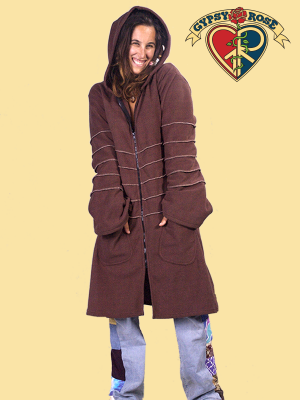 LIGHTWEIGHT LONG FLEECE COAT WITH POINTED HOOD