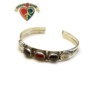 TWIN LEAF 3 GEMSTONE BRACELET