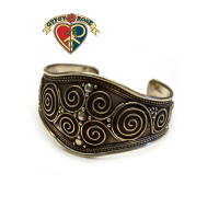 SWIRL & TWIRL HANDCRAFTED WRIST CUFF BRACELET