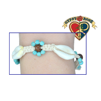 Cowry and Howlite Daisy Macrame Bracelet