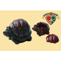 TURTLE WITH FLY JAR