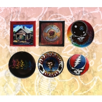 GRATEFUL DEAD ASSORTED BUTTONS
